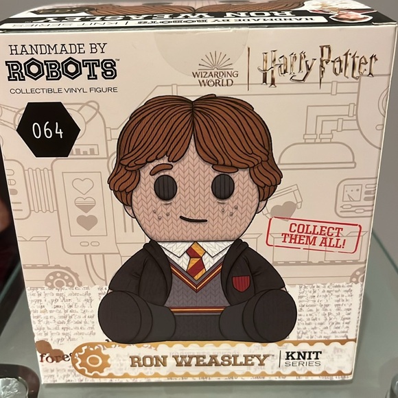Harry Potter- Collectible Vinyl Figure- Handmade by ROBots - Picture 2 of 3